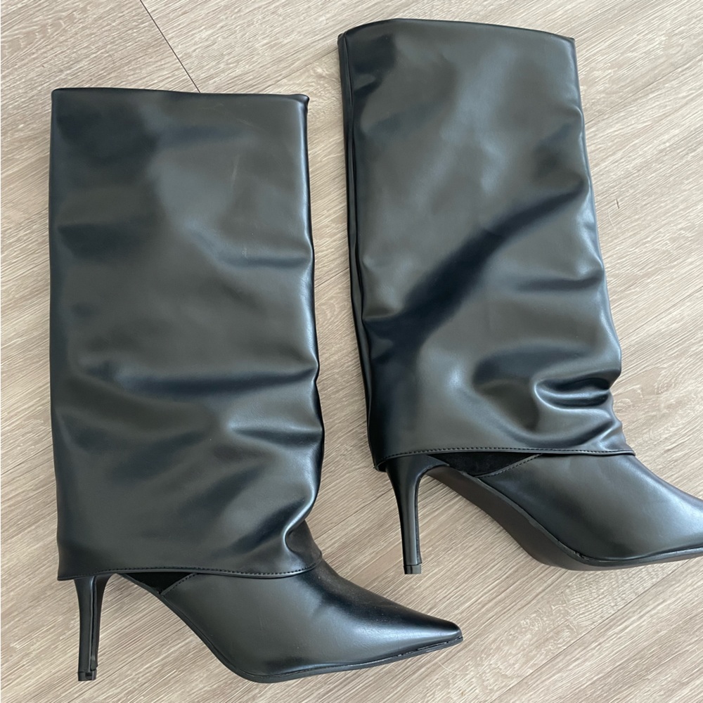 Black Fold Over Boots - NWOT